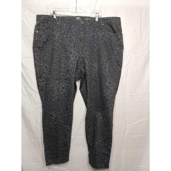 New Directions Leopard Print Gray Curvy Skinny Jean sz 24W - Picture 4 of 16